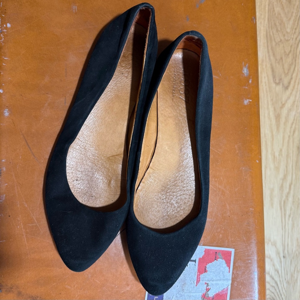 1937 Madewell Black Flats